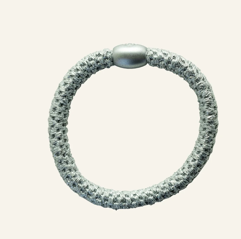 Hårstrikk sølv – 6,5×6,5 cm v:3453846 Hårstrikk sølv – 6,5×6,5 cm v:3453846