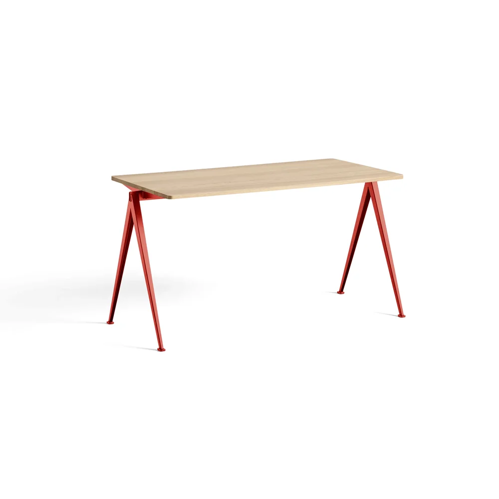 Pyramid 01 skrivebord 140x65x74 cm v:4394887 Pyramid 01 skrivebord 140x65x74 cm v:4394887