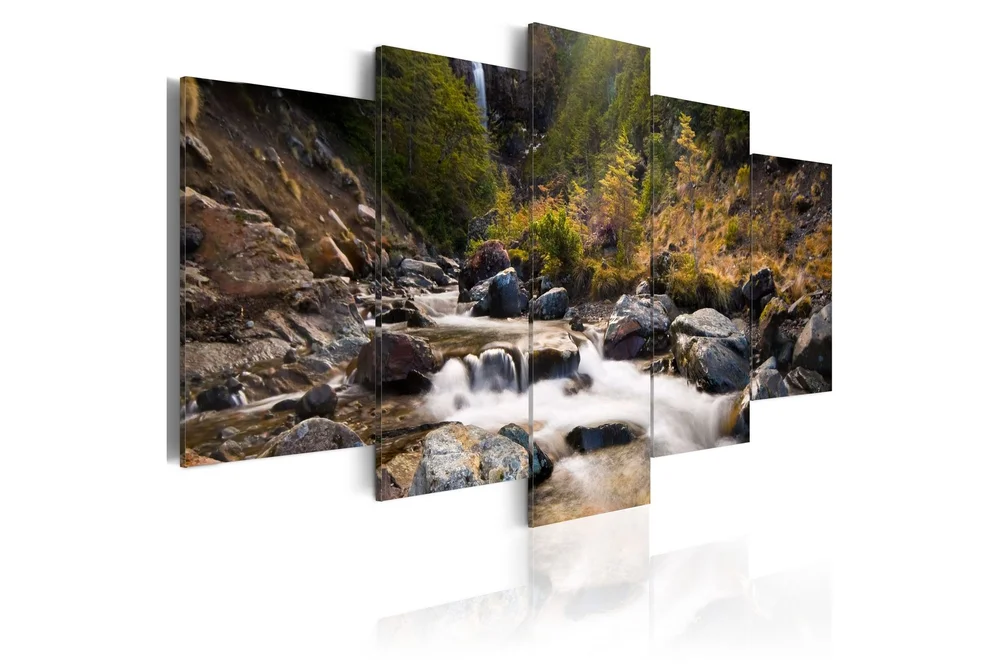 Bilde A Waterfall In The Middle Of Wild Nature 200×100 v:7597737