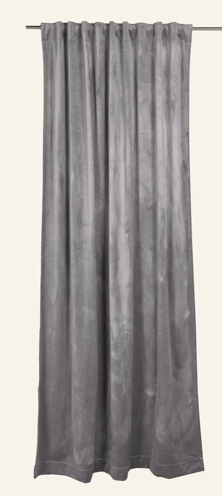 Gardin lys grå – 135×220 cm v:3814412 Gardin lys grå – 135×220 cm v:3814412