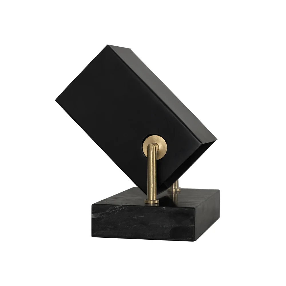 Box gulvspotlight v:3961355 Box gulvspotlight v:3961355