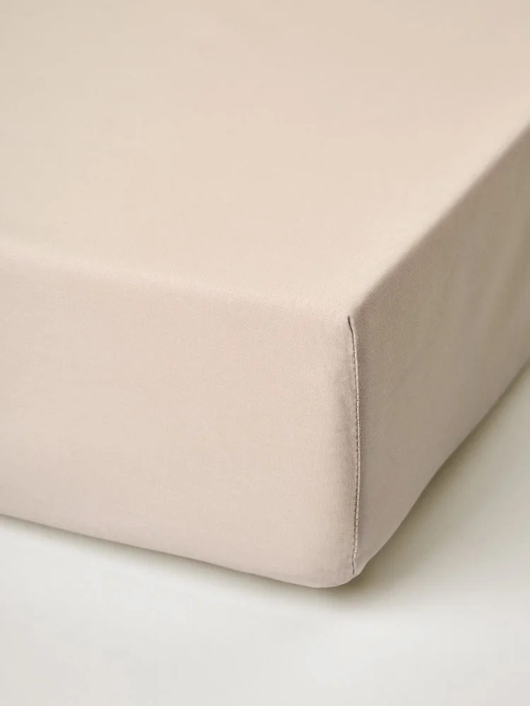 Formsydd laken sand – 180×200 cm v:6142026
