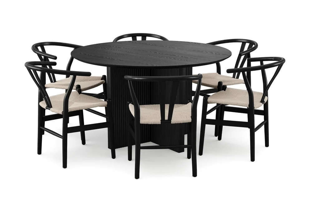 Edda spisegruppe rund 130 cm svart med 6 Dastoori spisestoler v:7118231
