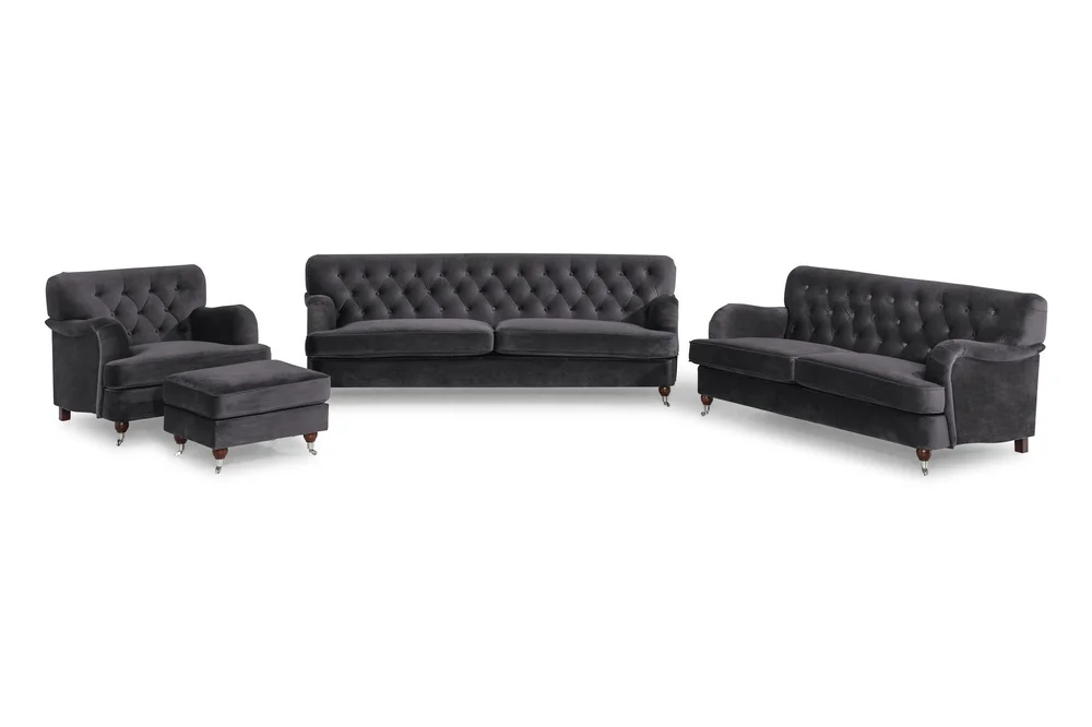 Howard Riviera Sofagruppe Svingt 3-seters + 2-seters Sofa + Lenestol + Fotskammel i Fløyel v:7410590 Howard Riviera Sofagruppe Svingt 3-seters + 2-seters Sofa + Lenestol + Fotskammel i Fløyel v:7410590