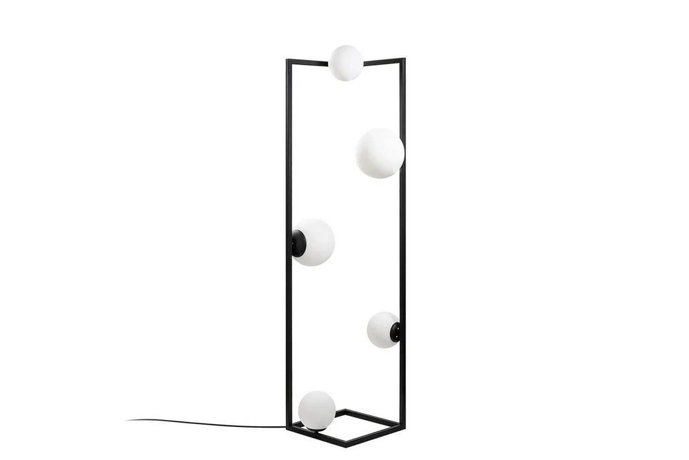 Gulvlampe Hjørne Svart v:8867413 Gulvlampe Hjørne Svart v:8867413