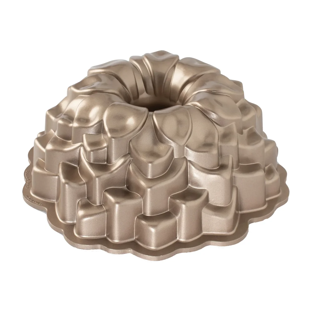 Nordic Ware Blossom Bundt kakeform v:1560711 Nordic Ware Blossom Bundt kakeform v:1560711