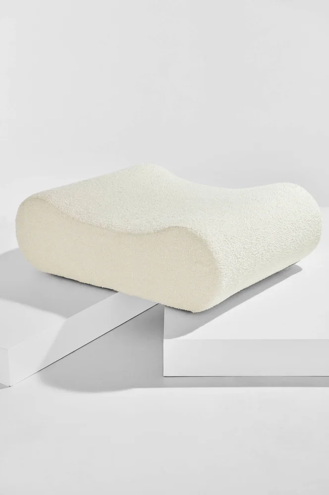 Faye puff i teddystoff – Hvit m v:995830