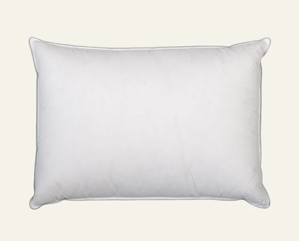 Høy dunpute hvit – 50×70 cm v:8621175