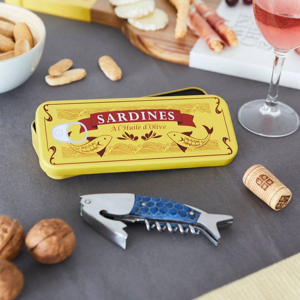 Korketrekker, Wild Salmon , tinn – Gul – Kjøkken & husholdning | m v:8644152 Korketrekker, Wild Salmon , tinn – Gul – Kjøkken & husholdning | m v:8644152